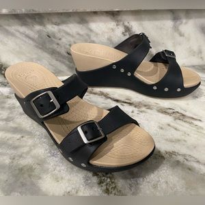 Croc wedges